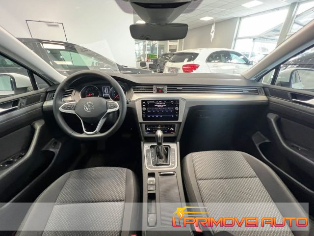 Volkswagen Passat Variant 1.5 TSI ACT DSG Conceptline km 0 a CASTELNUOVO RANGONE