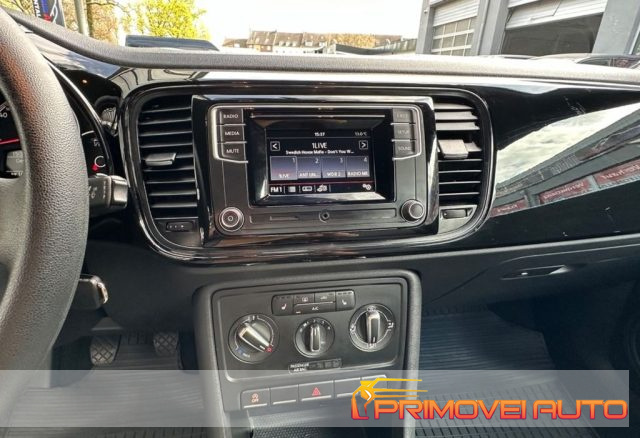 Volkswagen Maggiolino Cabrio 1.2 TSI Design BlueMotion Technology - foto 3 di 4