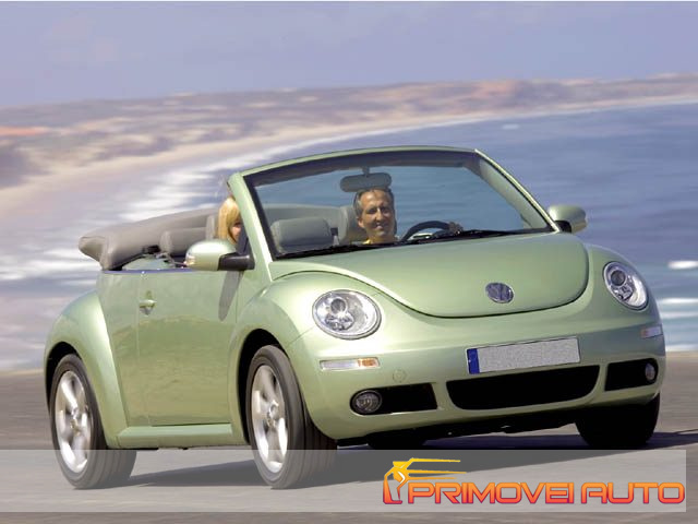 Volkswagen New Beetle 1.4 16V Cabrio, del 2008, 90.500 km, in vendita a Castelnuovo Rangone (MO)