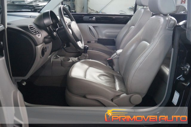 Volkswagen New Beetle 1.4 16V Cabrio usato a CASTELNUOVO RANGONE