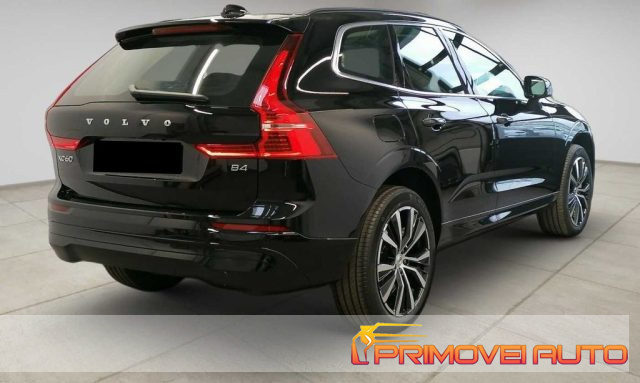 Volvo XC60 B4 automatico Core km 0 a CASTELNUOVO RANGONE