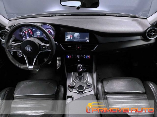Alfa Romeo Giulia 2.2 Turbodiesel 210 CV AT8 AWD Q4 Veloce usato a CASTELNUOVO RANGONE