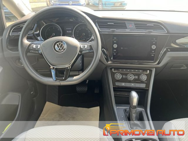 Volkswagen Touran 1.6 TDI 115 CV SCR Comfortline BlueMotion Technolo usato a CASTELNUOVO RANGONE