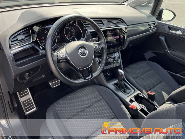 Volkswagen Touran 2.0 TDI 150 CV usato a CASTELNUOVO RANGONE