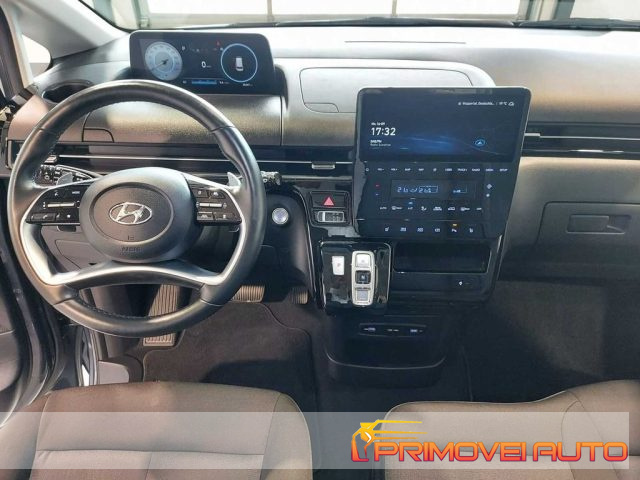 Hyundai STARIA 2.2 AT CRDi Trend 9 usato a CASTELNUOVO RANGONE