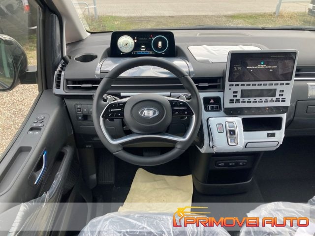 Hyundai STARIA 2.2 AT AWD 9 posti nuovo a CASTELNUOVO RANGONE