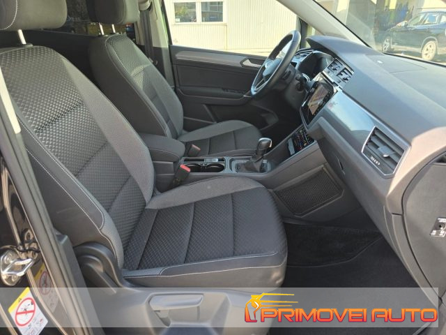 Volkswagen Touran 2.0 TDI 150 CV SCR DSG Active - foto 3 di 4