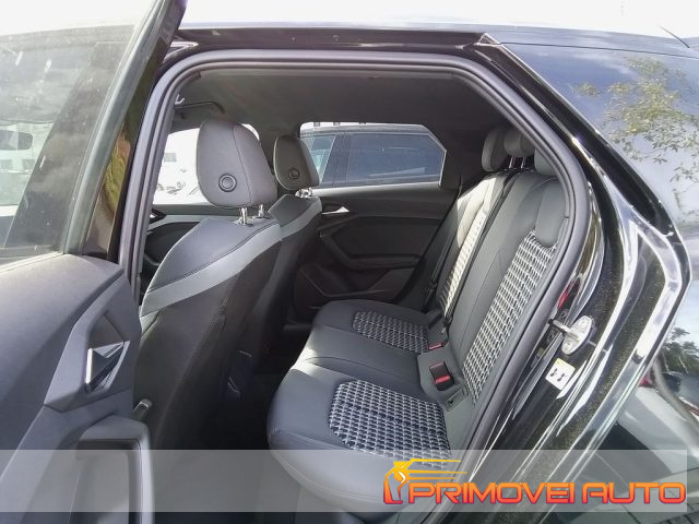 Audi A1 SPB 40 TFSI S tronic S line edition - foto 4 di 4