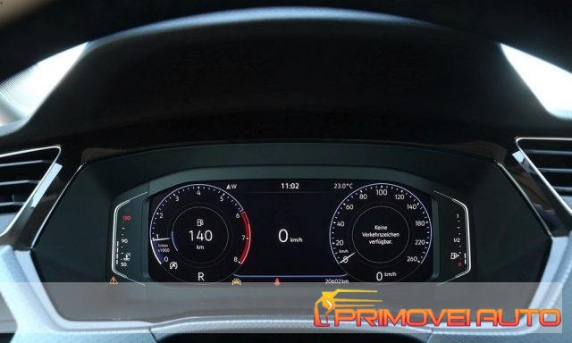 Volkswagen Touran 1.5 TSI DSG Active BlueMotion Technology usato a CASTELNUOVO RANGONE