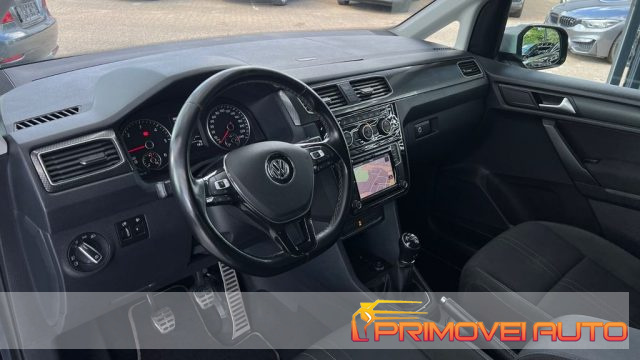 Volkswagen Caddy 2.0 TDI 150 CV Alltrack - foto 2 di 4