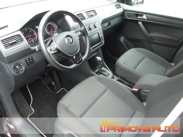 Volkswagen Caddy 2.0 TDI DSG 102 CV Trendline - foto 2 di 4