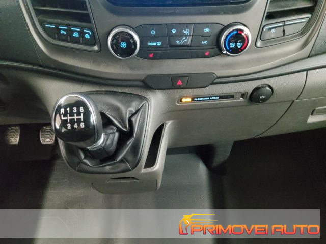 Ford Transit 320 2.0TDCi EcoBlue 130CV PM-TM Combi Trend - foto 2 di 4