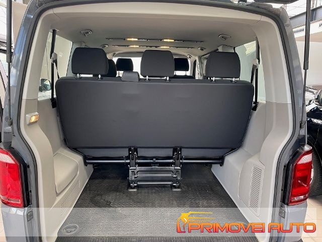 Volkswagen Caravelle 2.0 TDI 102CV PC Trendline - foto 4 di 4