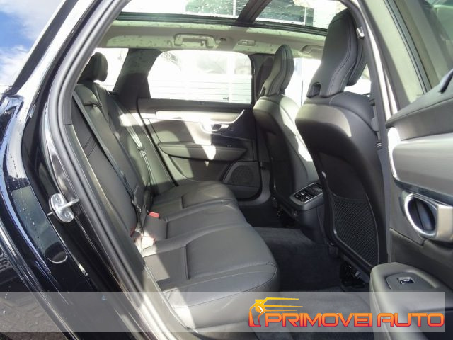 Volvo V90 B4 (d) automatico Plus Bright - foto 4 di 4
