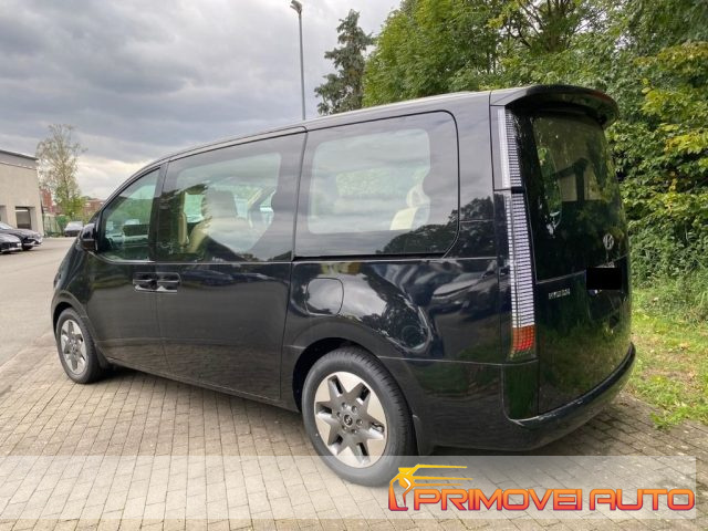 Hyundai STARIA 2.2 AT 9 posti - foto 3 di 4