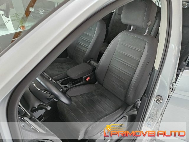 Volkswagen Touran 1.5 TSI EVO DSG Comfortline BlueMotion Technology - foto 3 di 4