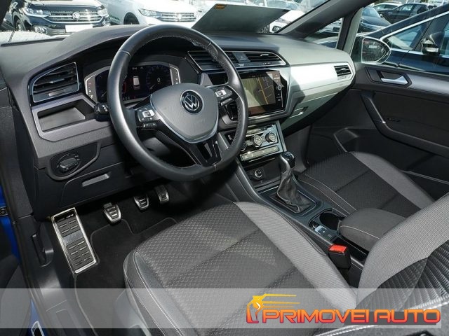 Volkswagen Touran 2.0 TDI 122 CV Active BlueMotion Technology usato a CASTELNUOVO RANGONE