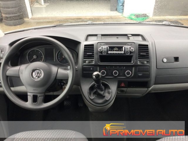 Volkswagen T5 Caravelle 2.0 TDI 84CV PL Kombi usato a CASTELNUOVO RANGONE