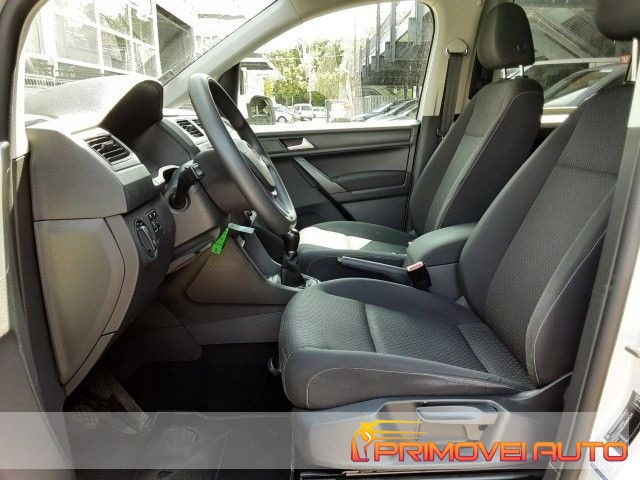 Volkswagen Caddy 1.4 TGI DSG Trendline Maxi - foto 2 di 4