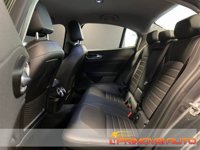 Alfa Romeo Giulia 2.2 Turbodiesel 150 CV AT8 Business - foto 4 di 4