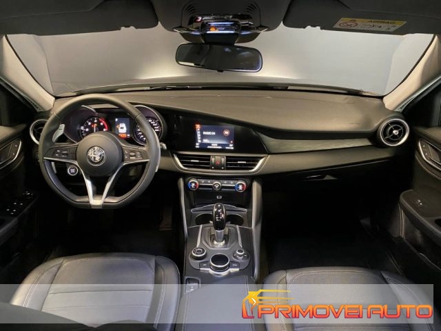 Alfa Romeo Giulia 2.2 Turbodiesel 150 CV AT8 Business - foto 2 di 4