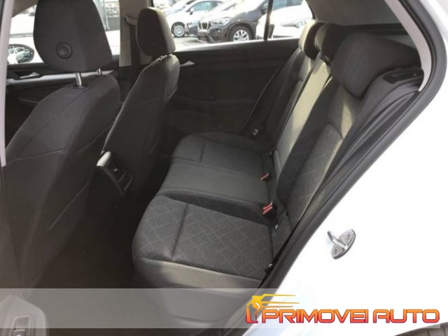 Volkswagen Golf 2.0 TDI 116CV Life - foto 3 di 4