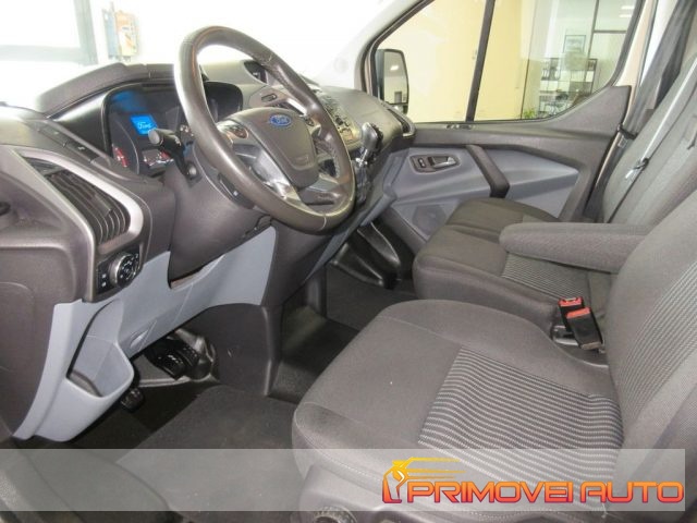 Ford Transit Custom 310 2.0 TDCi 130 L2 Combi usato a CASTELNUOVO RANGONE