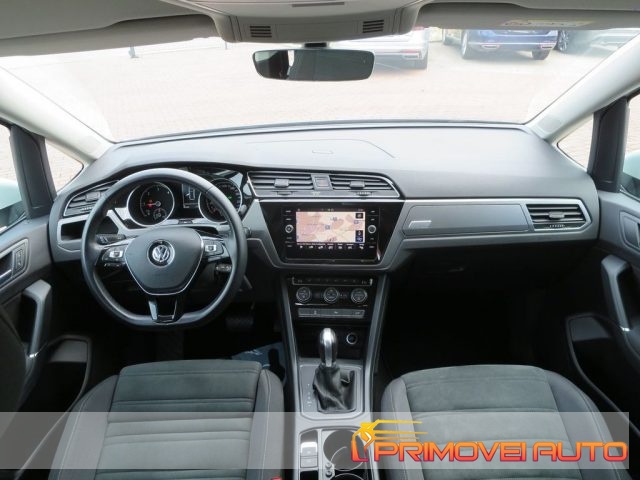 Volkswagen Touran 1.6 TDI 116 CV SCR DSG Comfortline usato a CASTELNUOVO RANGONE
