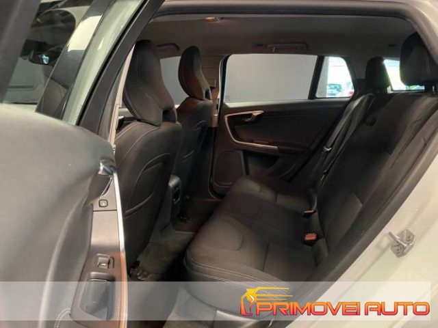 Volvo V60 D4 Geartronic Business - foto 3 di 4
