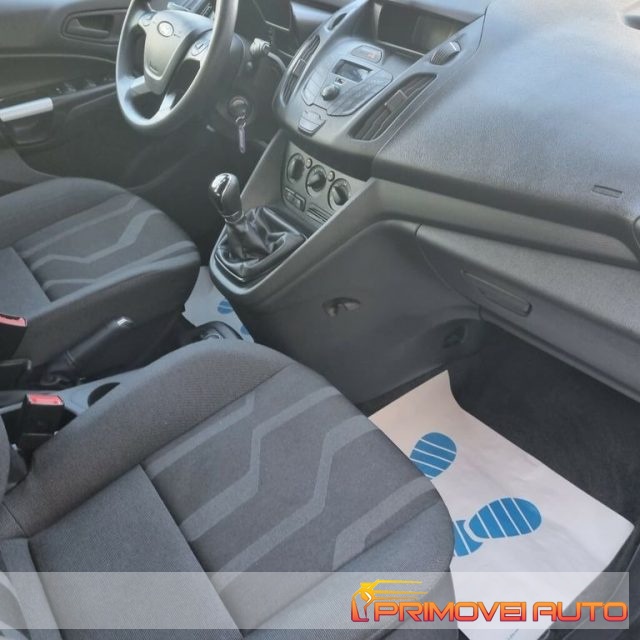 Ford Tourneo Connect 1.5 TDCi 100 CV Plus - foto 2 di 4