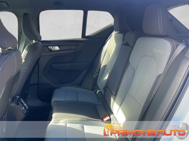 Volvo XC40 B3 automatico Plus Dark km 0 a CASTELNUOVO RANGONE