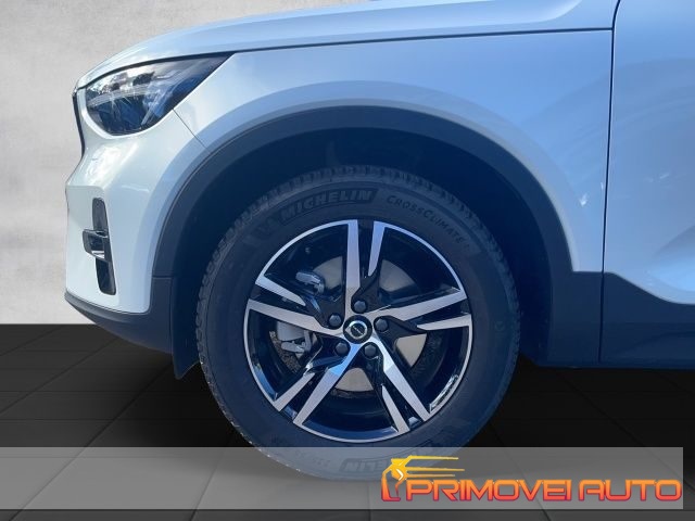 Volvo XC40 B3 automatico Plus Dark km 0 a CASTELNUOVO RANGONE