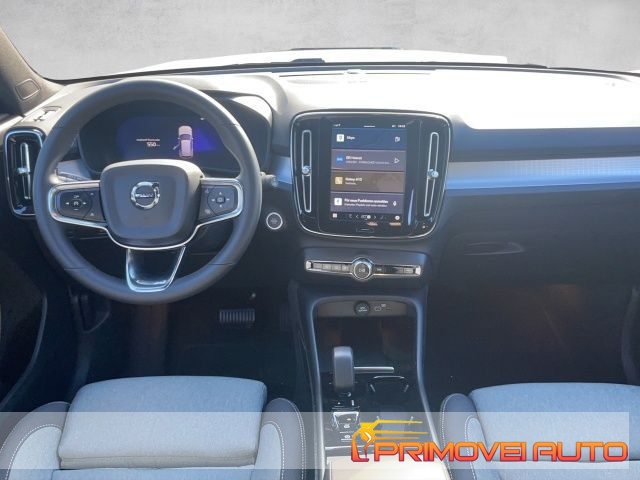 Volvo XC40 B3 automatico Plus Dark km 0 a CASTELNUOVO RANGONE