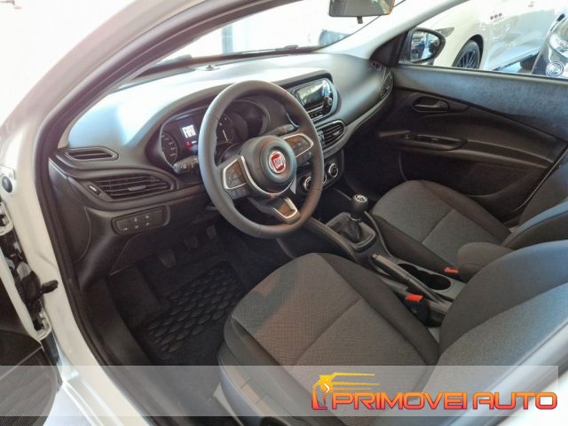 Fiat Tipo 1.0 4 porte - foto 2 di 4