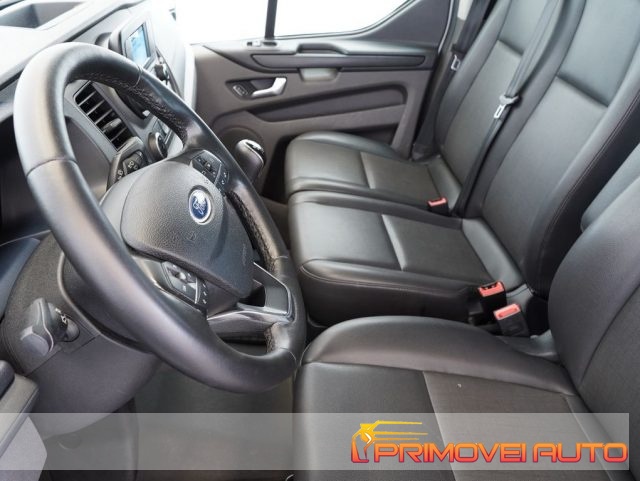 Ford Transit Custom 340 2.0 TDCi 130 PL Combi Trend, del 2019, 103.400 km, in vendita a Castelnuovo Rangone (MO)