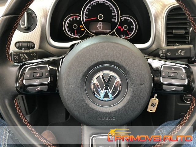 Volkswagen Maggiolino Cabrio 1.2 TSI Design BlueMotion Technology - foto 2 di 4