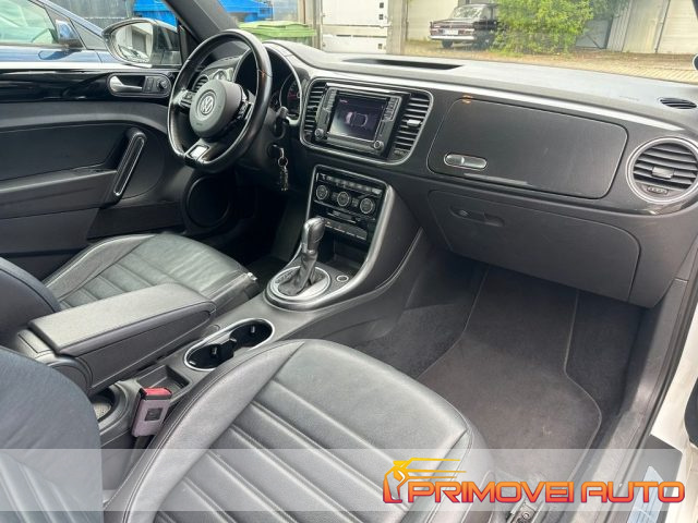 Volkswagen Maggiolino Cabrio 2.0 TSI DSG R- LINE BlueMotion Technology - foto 1 di 4