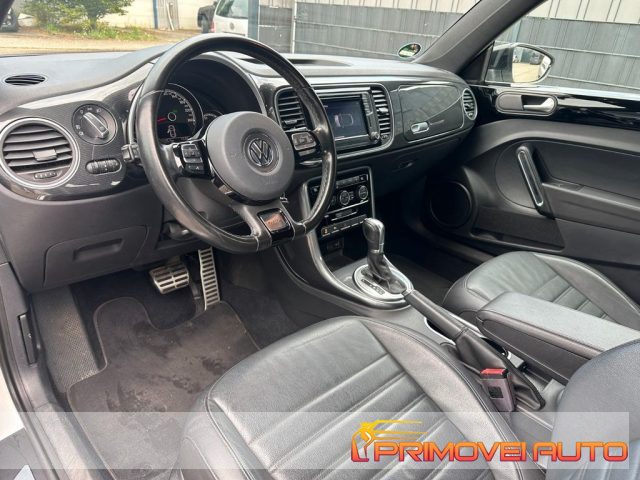 Volkswagen Maggiolino Cabrio 2.0 TSI DSG R- LINE BlueMotion Technology - foto 3 di 4