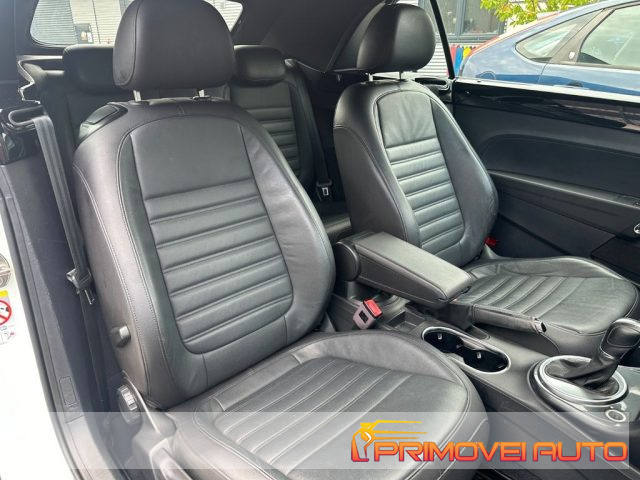 Volkswagen Maggiolino Cabrio 2.0 TSI DSG R- LINE BlueMotion Technology - foto 2 di 4