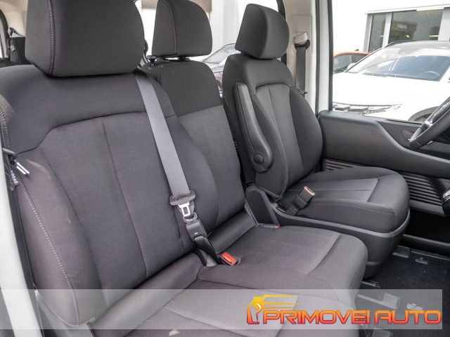 Hyundai STARIA 2.2 AT 9 posti - foto 4 di 4