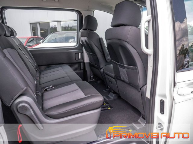 Hyundai STARIA 2.2 AT 9 posti - foto 3 di 4