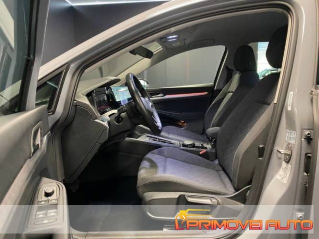 Volkswagen Golf 2.0 TDI 150 CV DSG SCR Life - foto 2 di 4