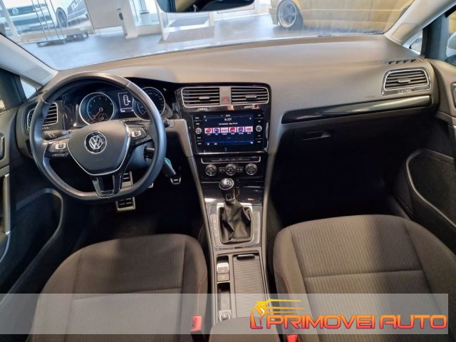 Volkswagen Golf 1.0 TSI 110 CV 5p. BlueMotion Technology usato a CASTELNUOVO RANGONE