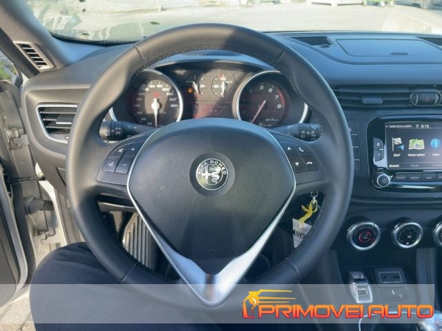 Alfa Romeo Giulietta 1.4 Turbo 120 CV - foto 2 di 4