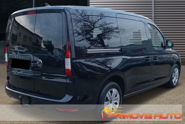 Volkswagen Caddy 2.0 TDI 122 CV DSG Life Maxi usato a CASTELNUOVO RANGONE