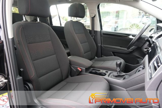 Volkswagen Touran 1.4 TSI R-Line 150 cv - foto 4 di 4