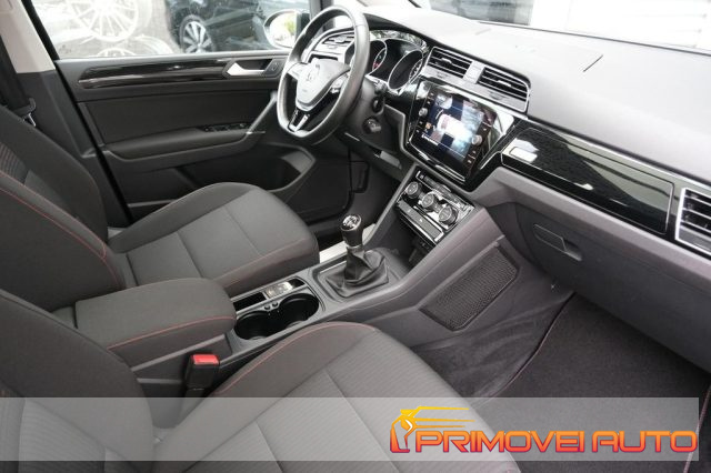 Volkswagen Touran 1.4 TSI R-Line 150 cv - foto 3 di 4