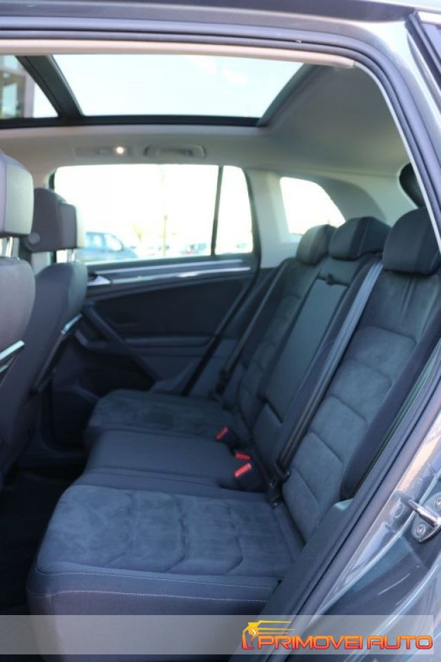 Volkswagen Tiguan 2.0 TDI SCR DSG R-Line - foto 2 di 4