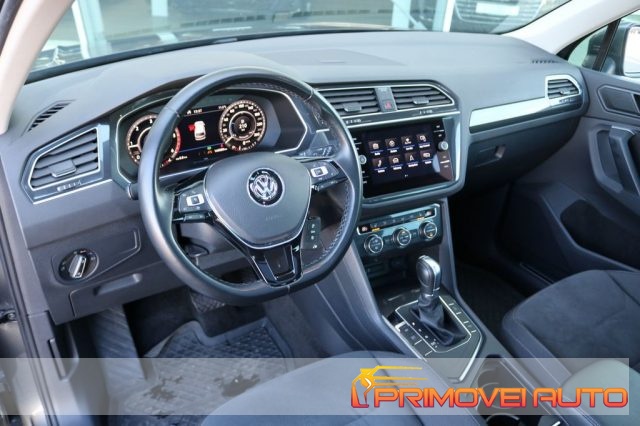 Volkswagen Tiguan 2.0 TDI SCR DSG R-Line usato a CASTELNUOVO RANGONE