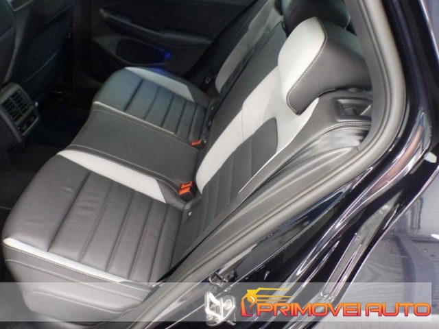 Volkswagen Golf 2.0 TDI GTD DSG - foto 3 di 4
